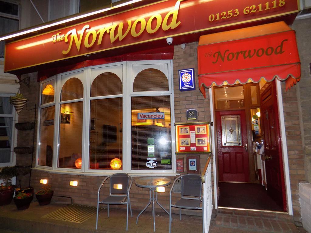 The Norwood Bed & Breakfast Блекпул Екстериор снимка