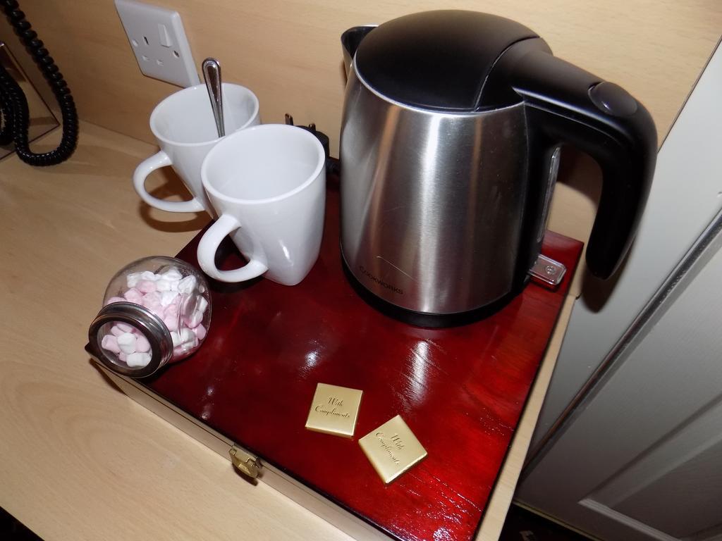 The Norwood Bed & Breakfast Блекпул Екстериор снимка