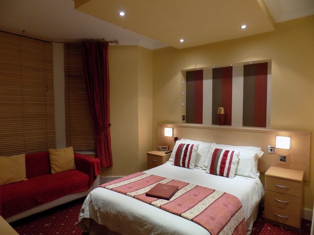 The Norwood Bed & Breakfast Блекпул Екстериор снимка